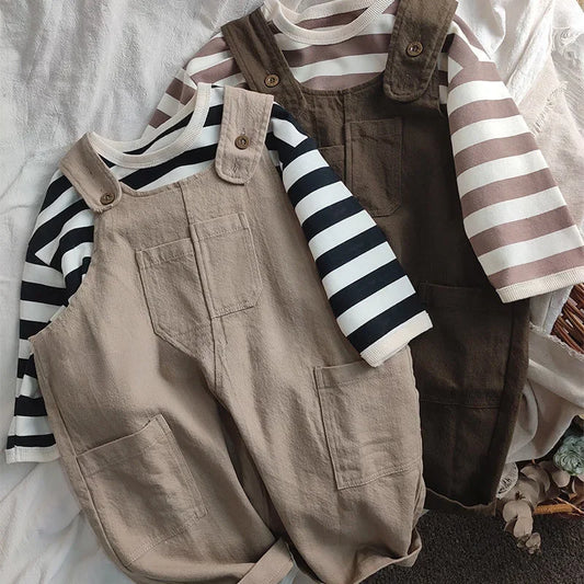 Boys' autumn pants with straps